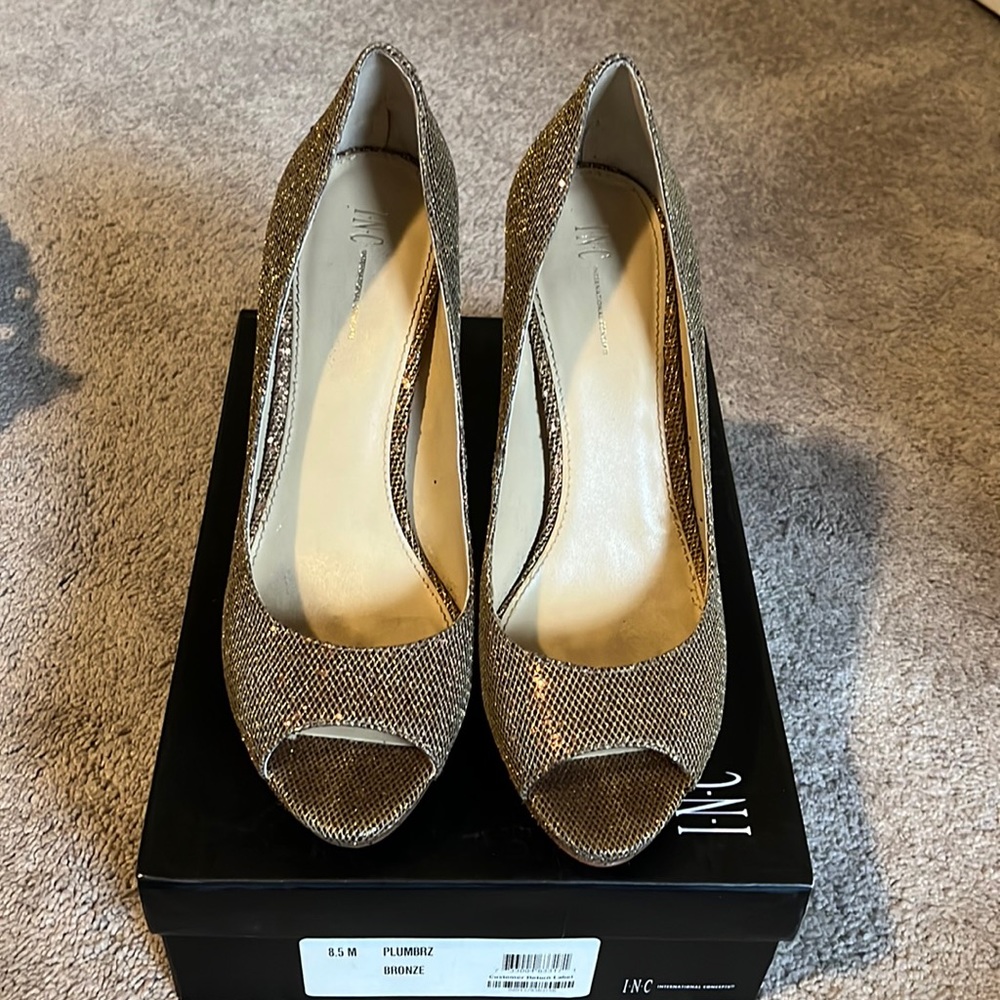 INC Bronze heels